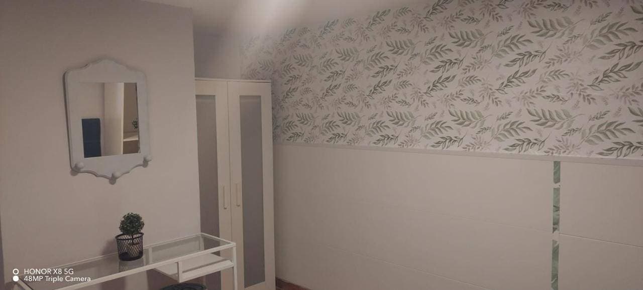 Foto 3 von 22: One-Bedroom Apartment