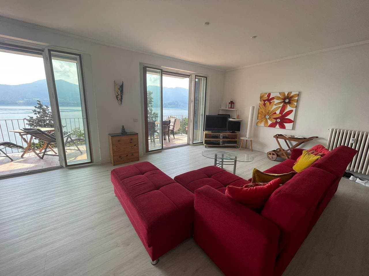 Foto 12 von 32: Gioia apartment with lake view and pool