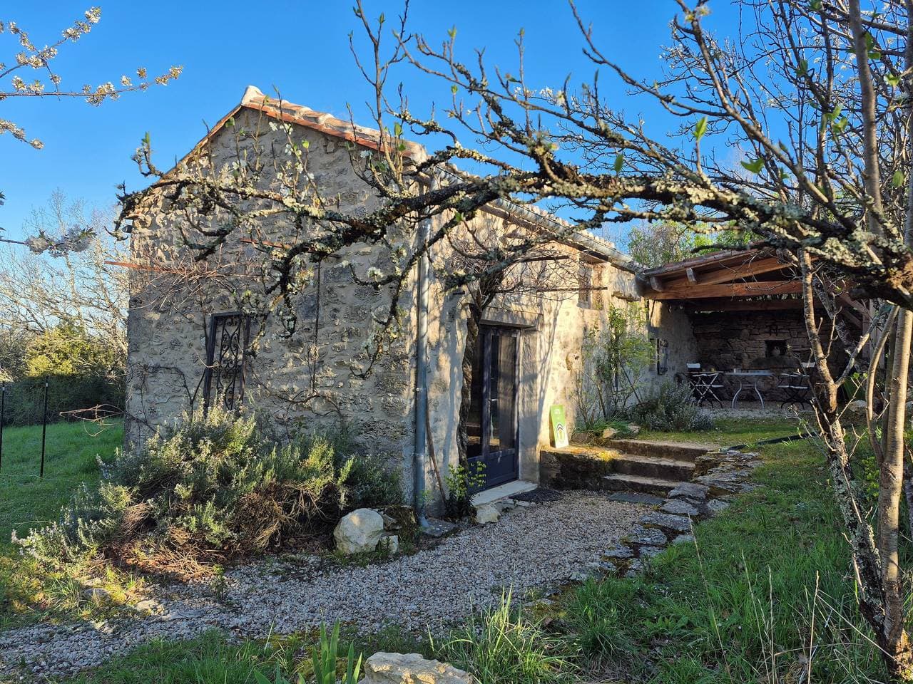 Foto 3 von 35: Gîte Le Soupadou – La Framie – Charme, Komfort und Natur in Albas