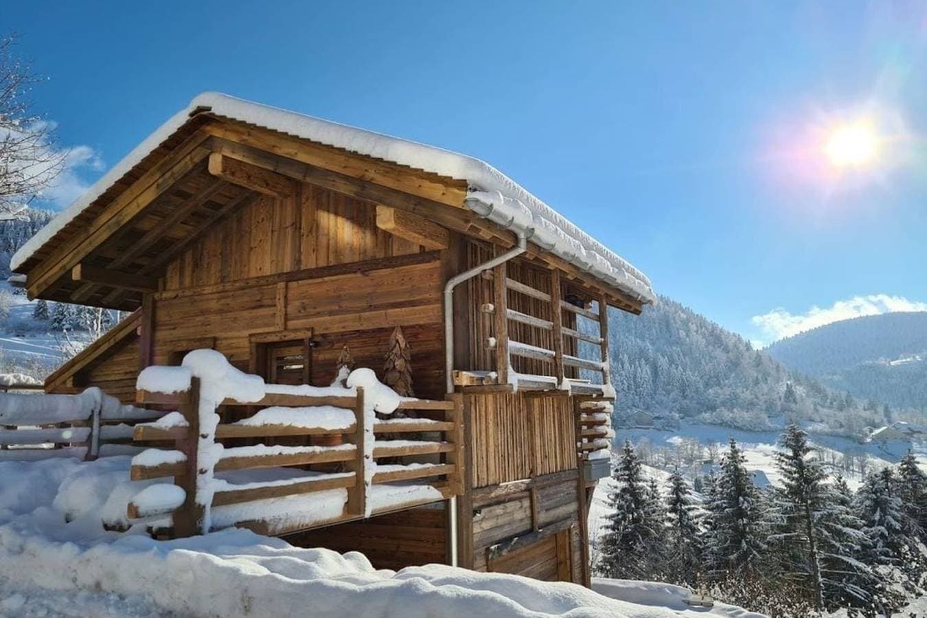 Foto 4 von 17: Chalet für 4 Personen mit Whirlpool