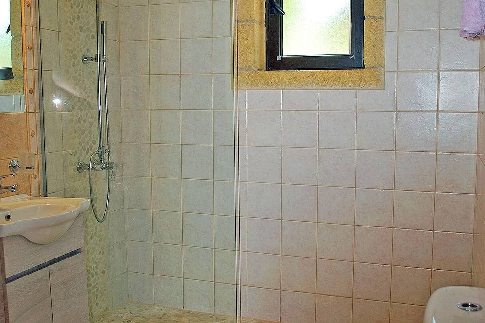 Foto 5 von 30: Charmante Villa mit Panoramablick auf das Meer, 1,5 km von den Stränden entfernt, privater Pool.
