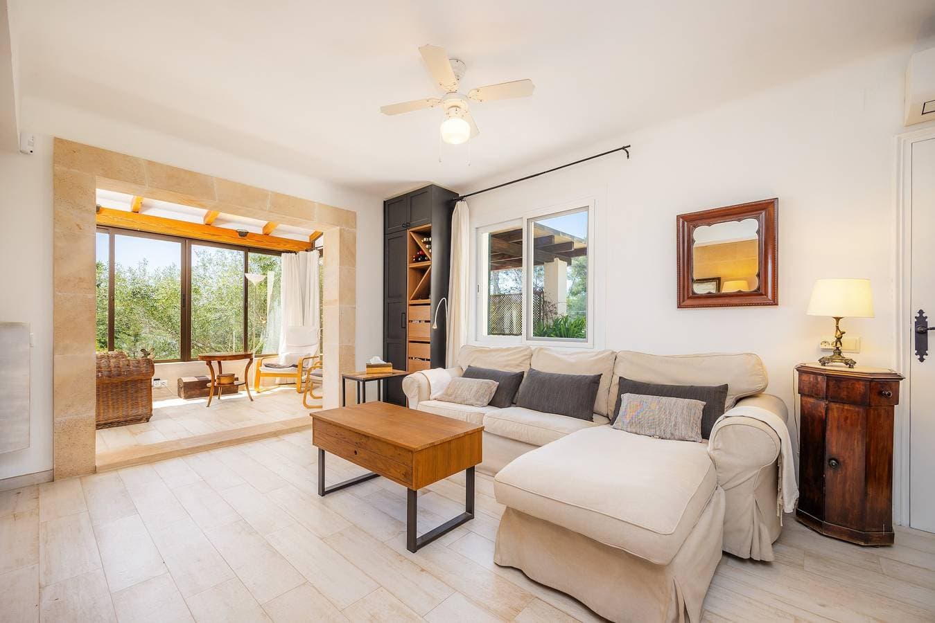 Foto 11 von 41: „Cel Pins“ Ferienhaus mit Apartment, privater Terrasse, WLAN und Klimaanlage