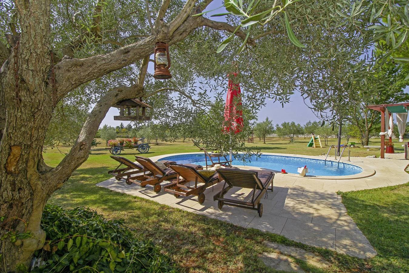 Foto 8 von 28: Ferienhaus Šalvela * 11000 m2 Grundstück, Garten, privater Pool, WLAN