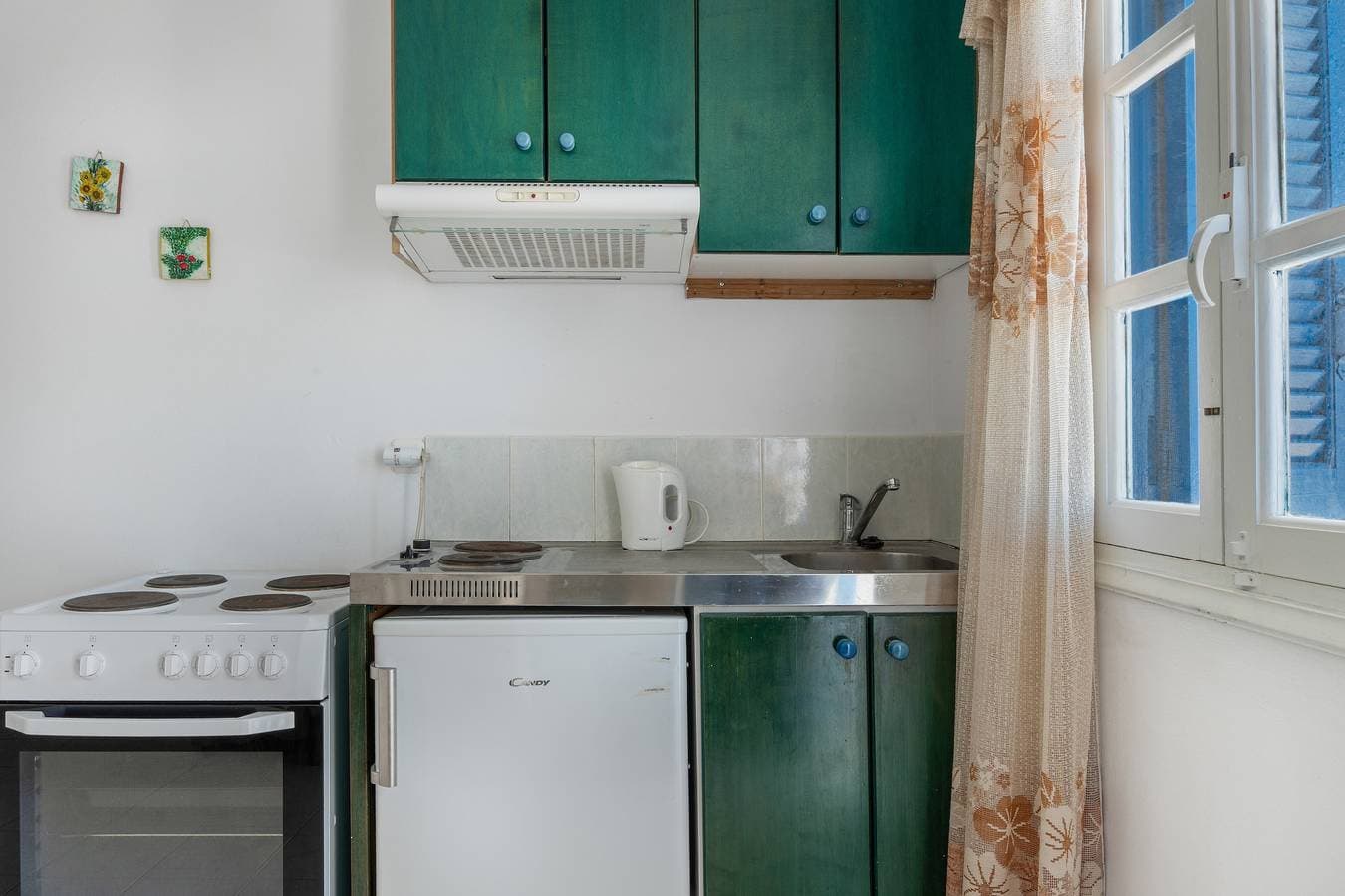 Foto 5 von 34: Studio-Apartment 'Double No 1' mit Meerblick, WLAN und Klimaanlage