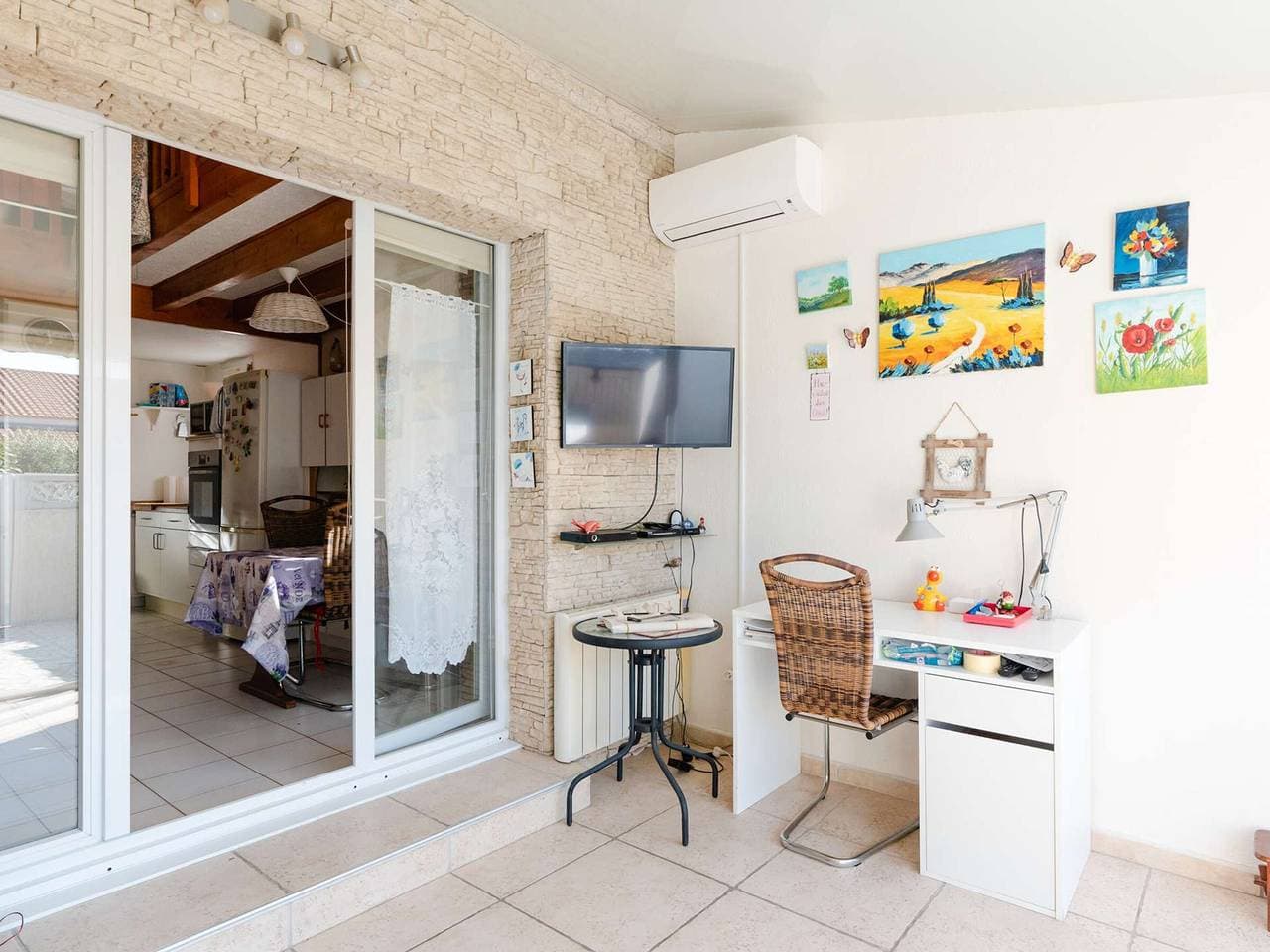 Foto 8 von 16: Klimatisiertes Studio-Maisonette mit Pool, WLAN und Parkplatz in ruhiger Lage