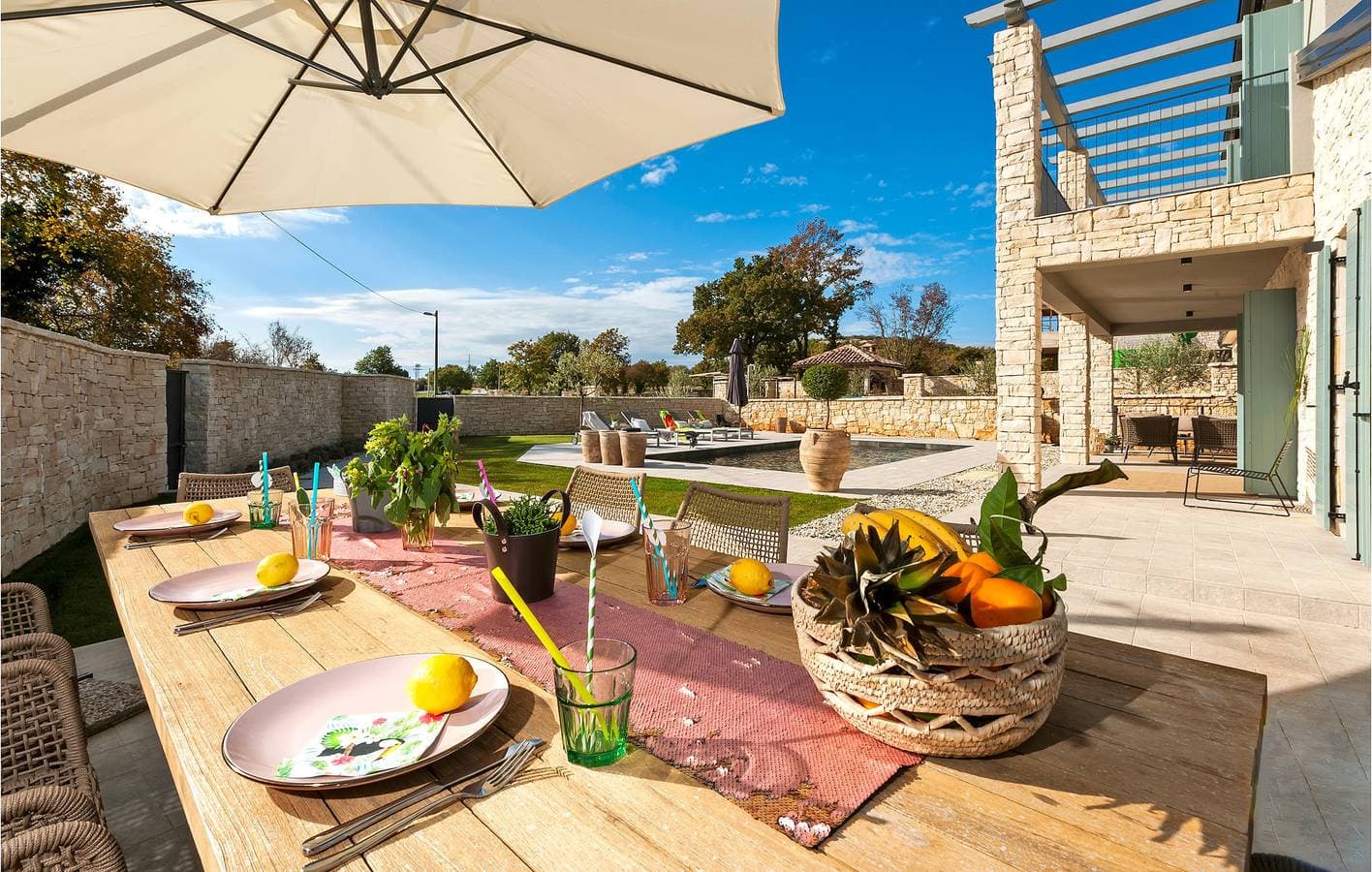 Foto 11 von 47: Modernes 200 m² großes Apartment mit Pool, WLAN und nur wenige Schritte vom Zentrum von Matohanci entfernt