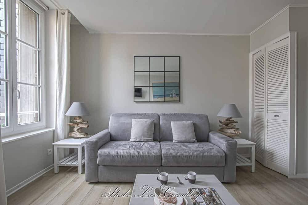 Foto 2 von 12: Romantic and comfy studio at the heart of Old Honfleur - Studio Les Coquillages ♥♥♥♥
