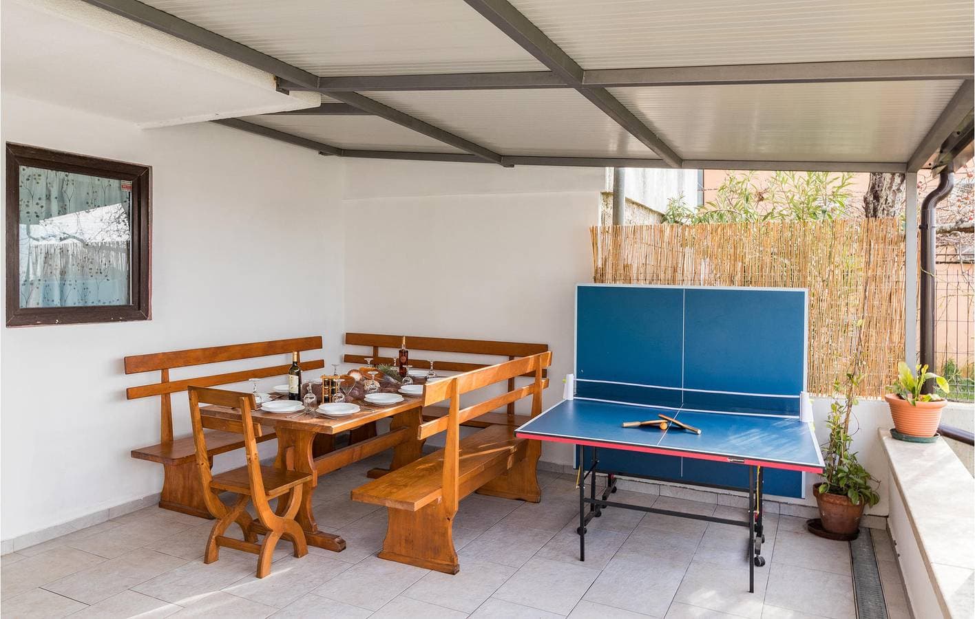 Foto 8 von 23: Urlaub am Meer: Gemütliche Ferienwohnung mit Pool, Terrasse und WLAN