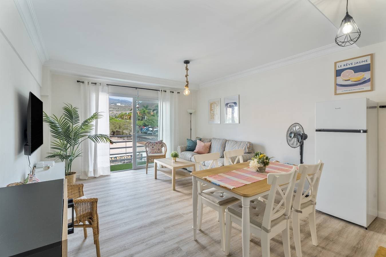 Foto 2 von 21: Ferienwohnung 'Marte Centro' mit Bergblick, Balkon und WLAN