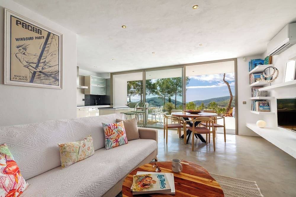 Foto 13 von 30: Ibiza, Neu und modern Haus mit Pool in Sant Josep, 2 Personen