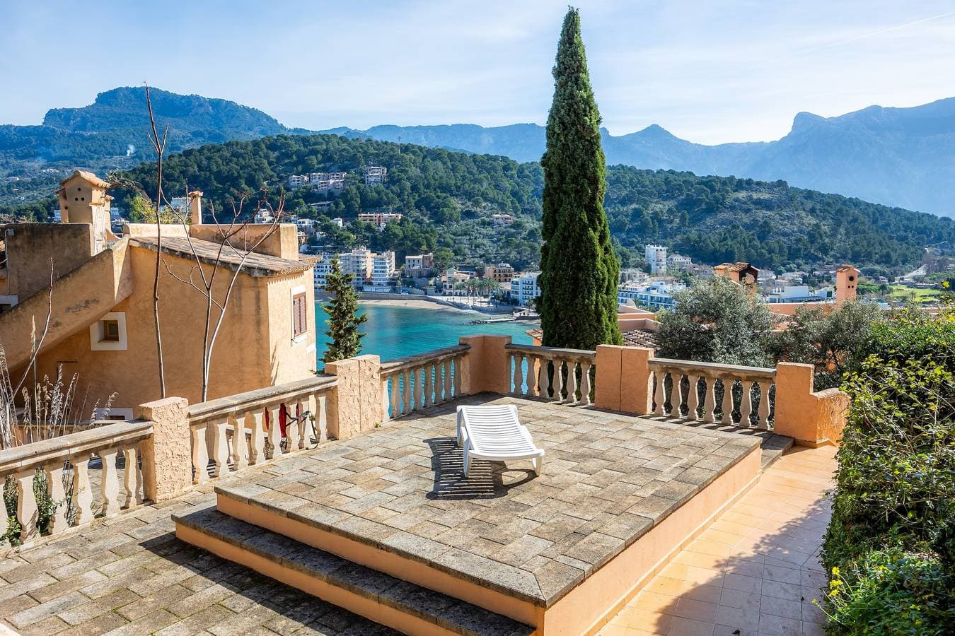 Foto 3 von 39: Renoviert 2026! Klimatisierte Wohnung mit Meerblick, Gemeinschaftspool und WLAN in Port de Sóller