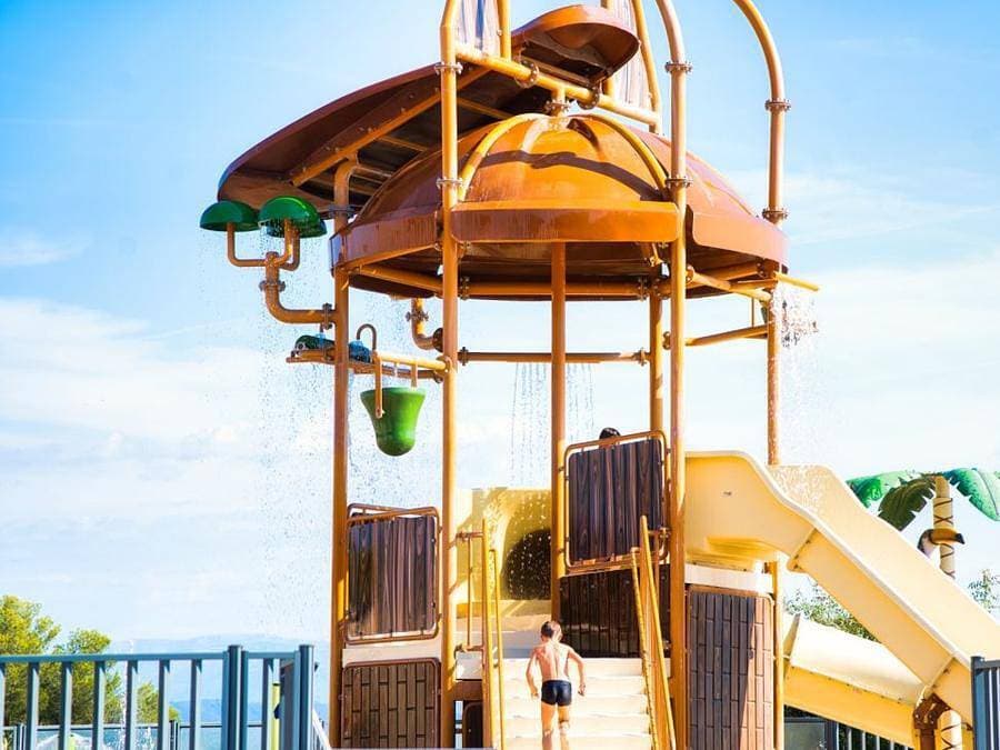 Foto 7 von 51: Camping De Saint Aygulf Plage - Mobilheim 5 personen - 3 Schlafzimmer - 5 Personen