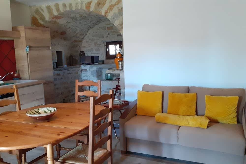 Foto 9 von 13: Gîte Dans Maison en Pierre, Avec Piscine, à la Campagne, Proche Villefranche