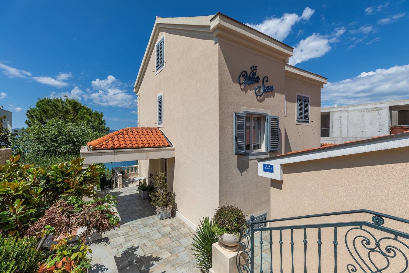 Foto 4 von 34: 2-Zimmer-Ferienwohnung mit Terrasse und Meerblick Brela, Makarska A-20708-c