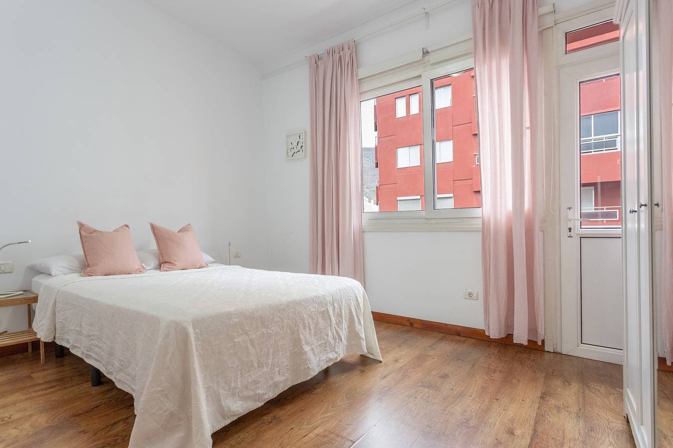Foto 7 von 28: Ferienwohnung 'Piso En Pleno Centro' mit Balkon, WLAN und Klimaanlage