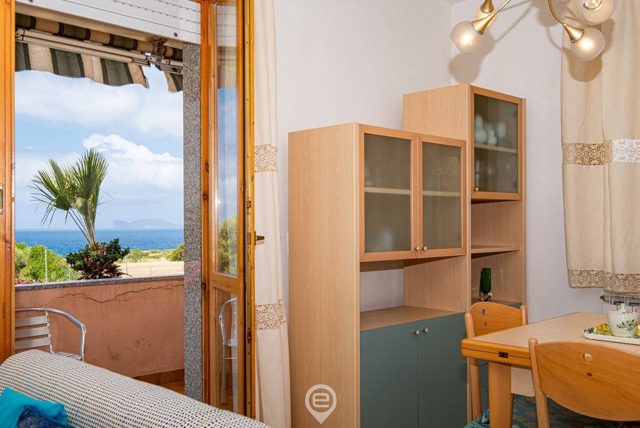 Foto 11 von 44: Ferienwohnung für 4 Personen mit Balkon/Terrasse