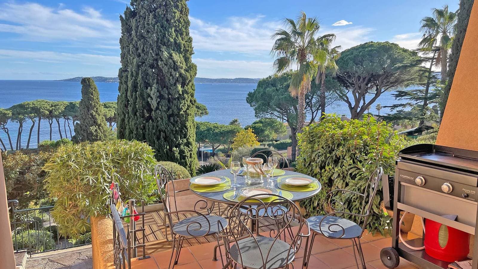 Foto 4 von 13: Studio - 2/4 Personen - Meerblick - Klimaanlage - Pool der Residenz - WLAN - Strand - Sainte Maxime