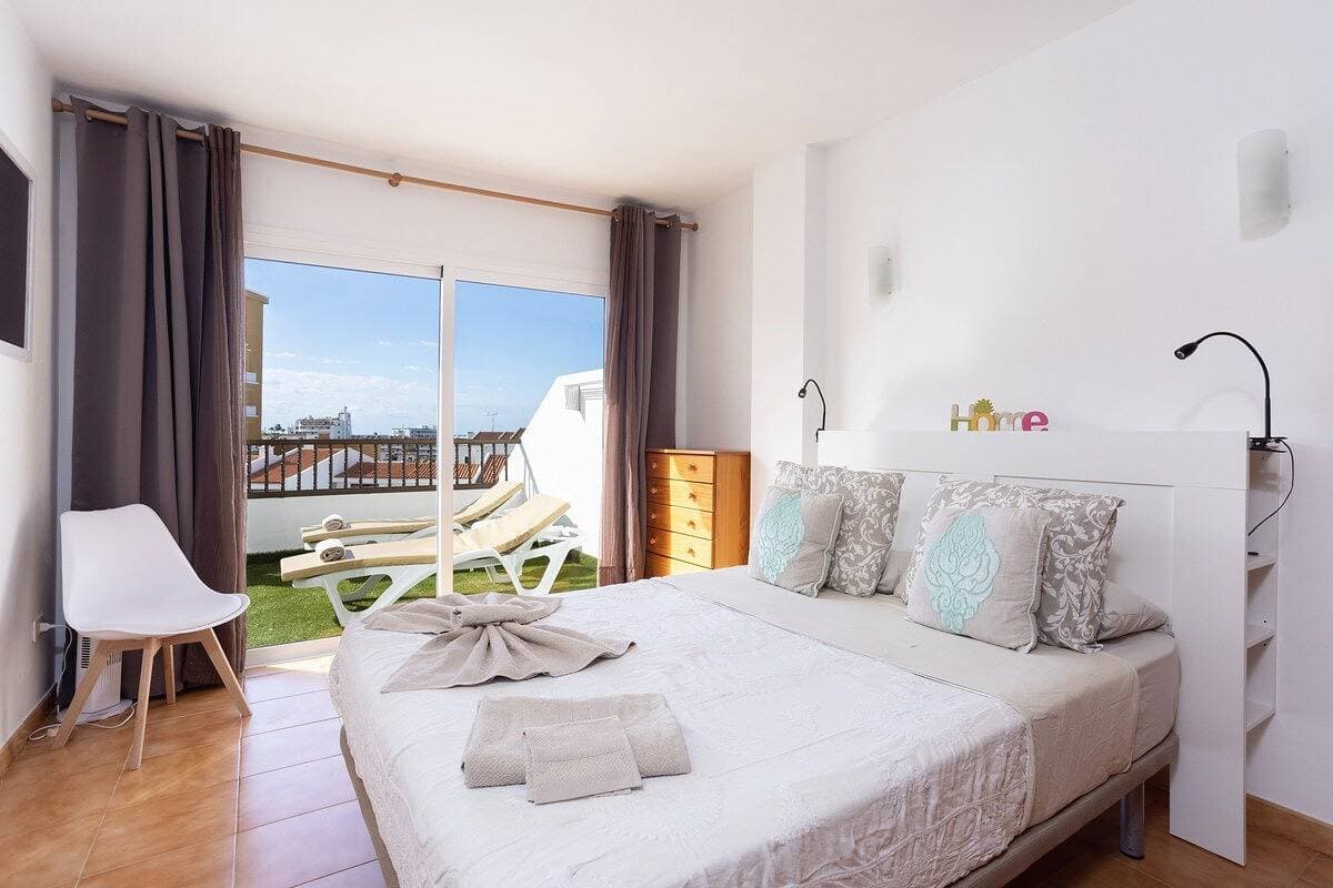 Foto 4 von 34: Ferienwohnung für 4 Personen mit Pool