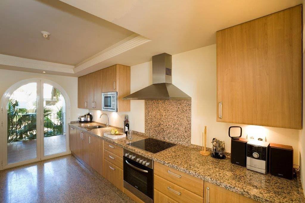 Foto 5 von 27: Ferienwohnung für 7 Personen mit Terrasse