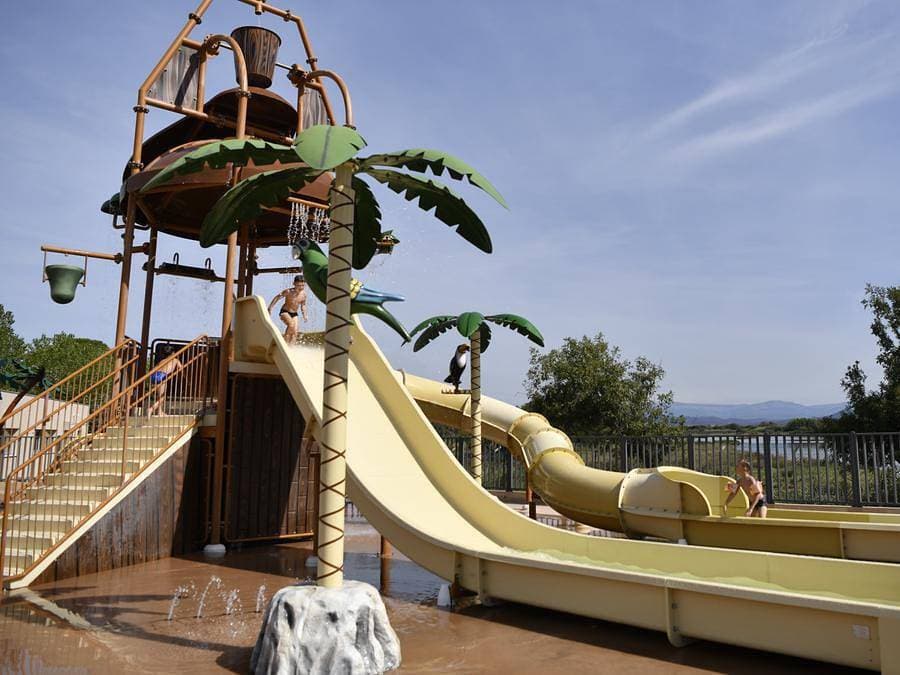 Foto 4 von 51: Camping De Saint Aygulf Plage - Mobilheim 5 personen - 3 Schlafzimmer - 5 Personen