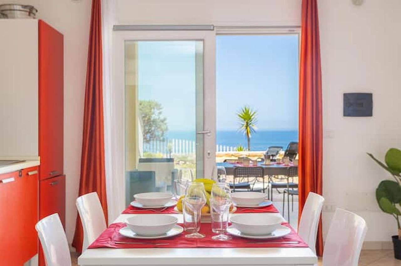 Appartamento isola rossa happy house vista mare 1