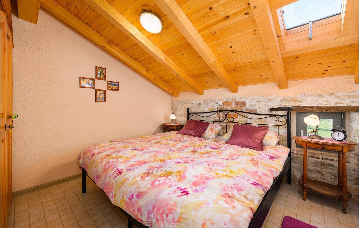 Foto 6 von 38: Charmantes 1-Zimmer-Apartment mit Terrasse, WLAN, Klimaanlage und Parkplatz