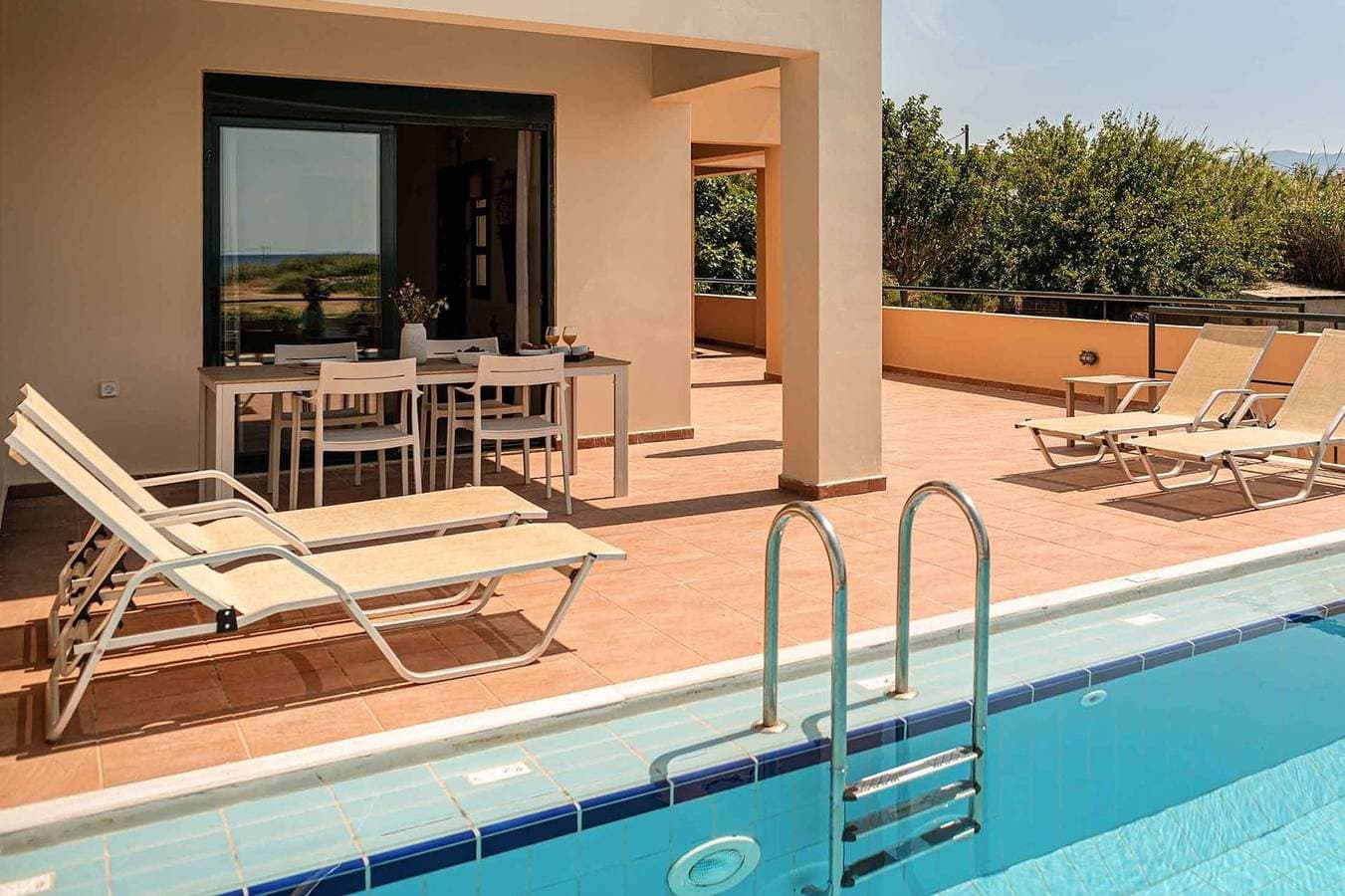 Foto 2 von 31: Corali Villa IV - Seaview, Pool & 450m to Beach