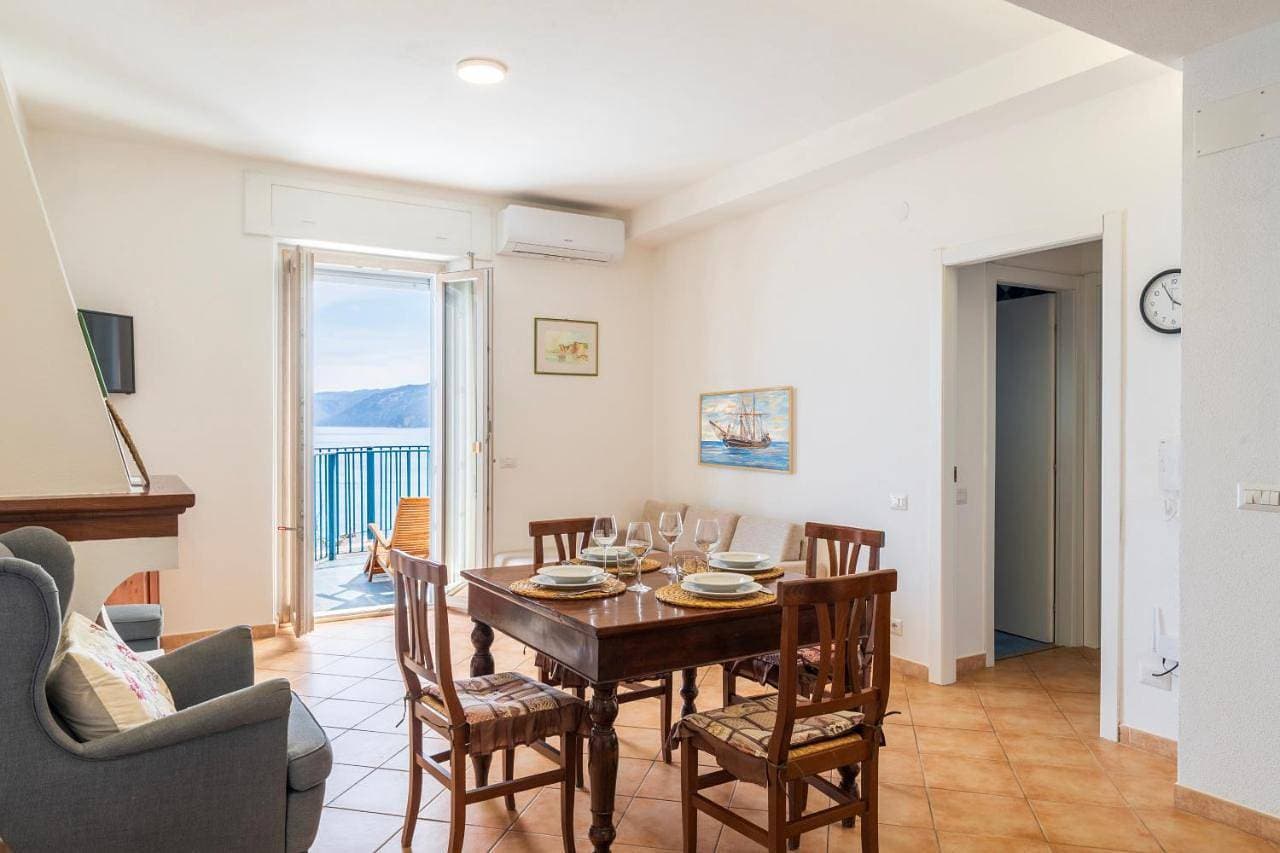 Foto 12 von 29: Two-Bedroom Apartment with Sea-View Terrace - 131