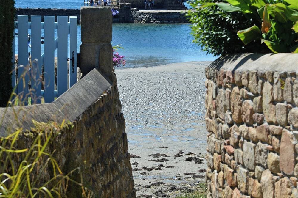 Foto 13 von 16: Fisherman's house near the Gr and the sea. Quiet, privileged surroundings!