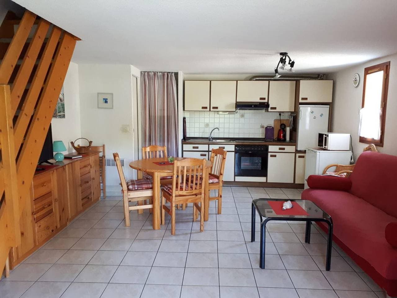 Foto 3 von 22: Ferienhaus in Gruissan mit Schwimmbecken