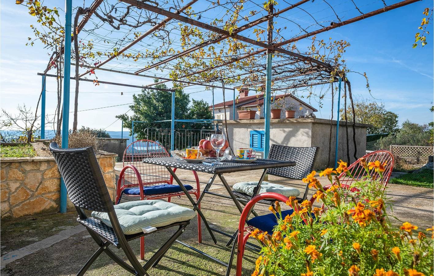 Foto 4 von 18: Reizende Ferienwohnung am Meer mit Terrasse und Annehmlichkeiten, 2 km vom Strand entfernt