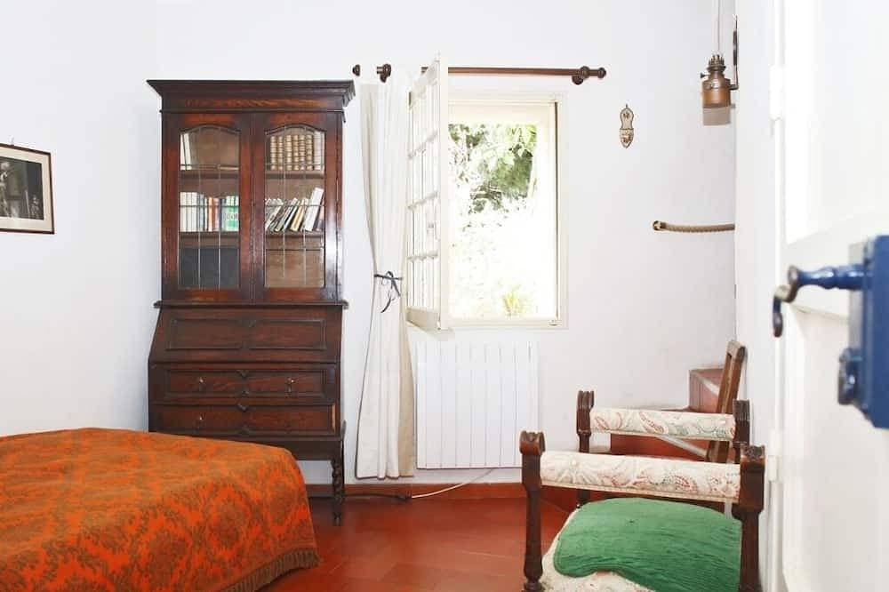 Foto 6 von 23: Sehr schöne Maisonette-Wohnung, Terrasse und Panoramablick in einem mittelalterlichen Dorf