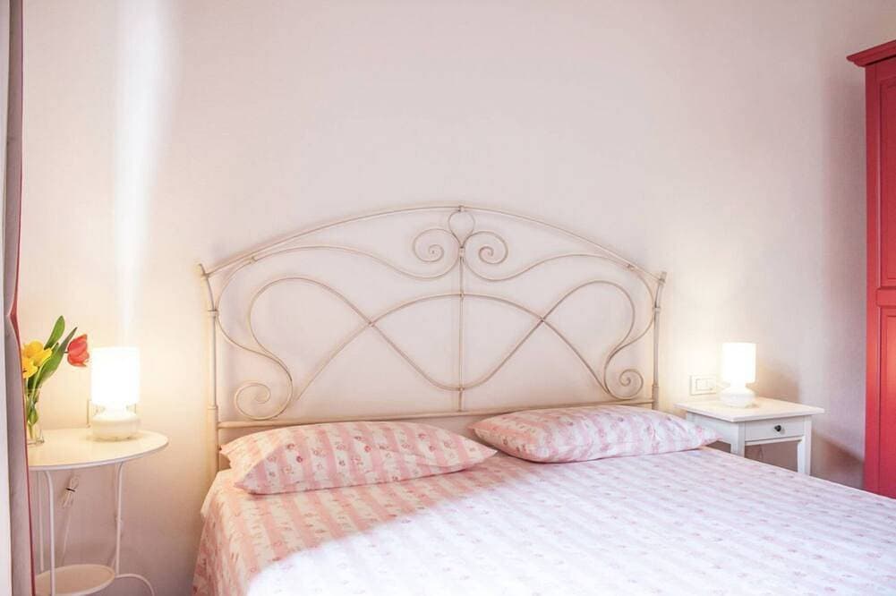 Foto 4 von 28: Alla Torre del Barbarossa B&B Foresteria