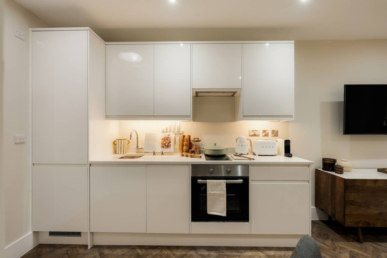 Foto 9 von 21: Your Apartment | Bristol Clifton Road Apartments | No.2