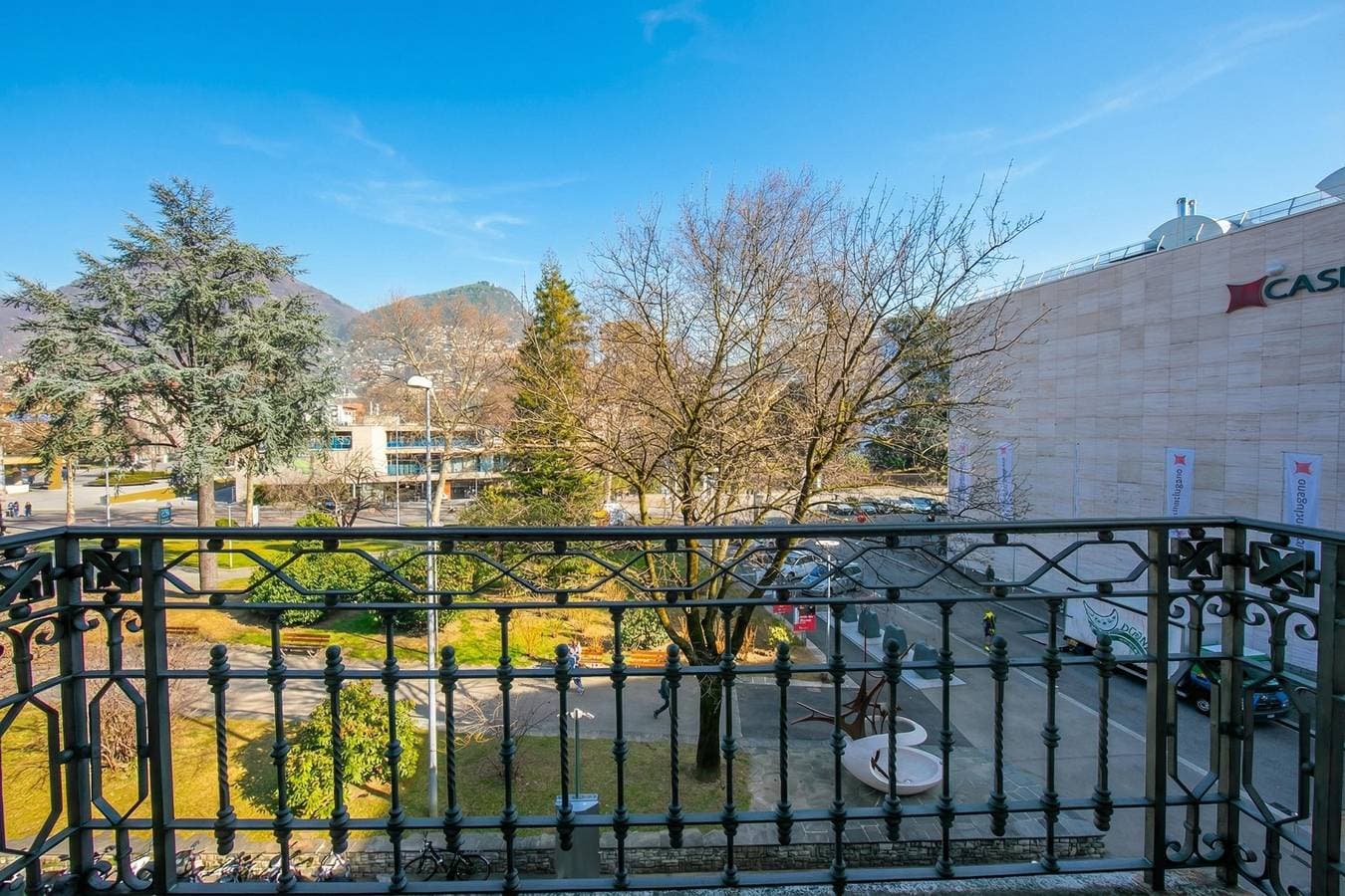 Foto 10 von 15: Little Lugano Studio with Balcony Views
