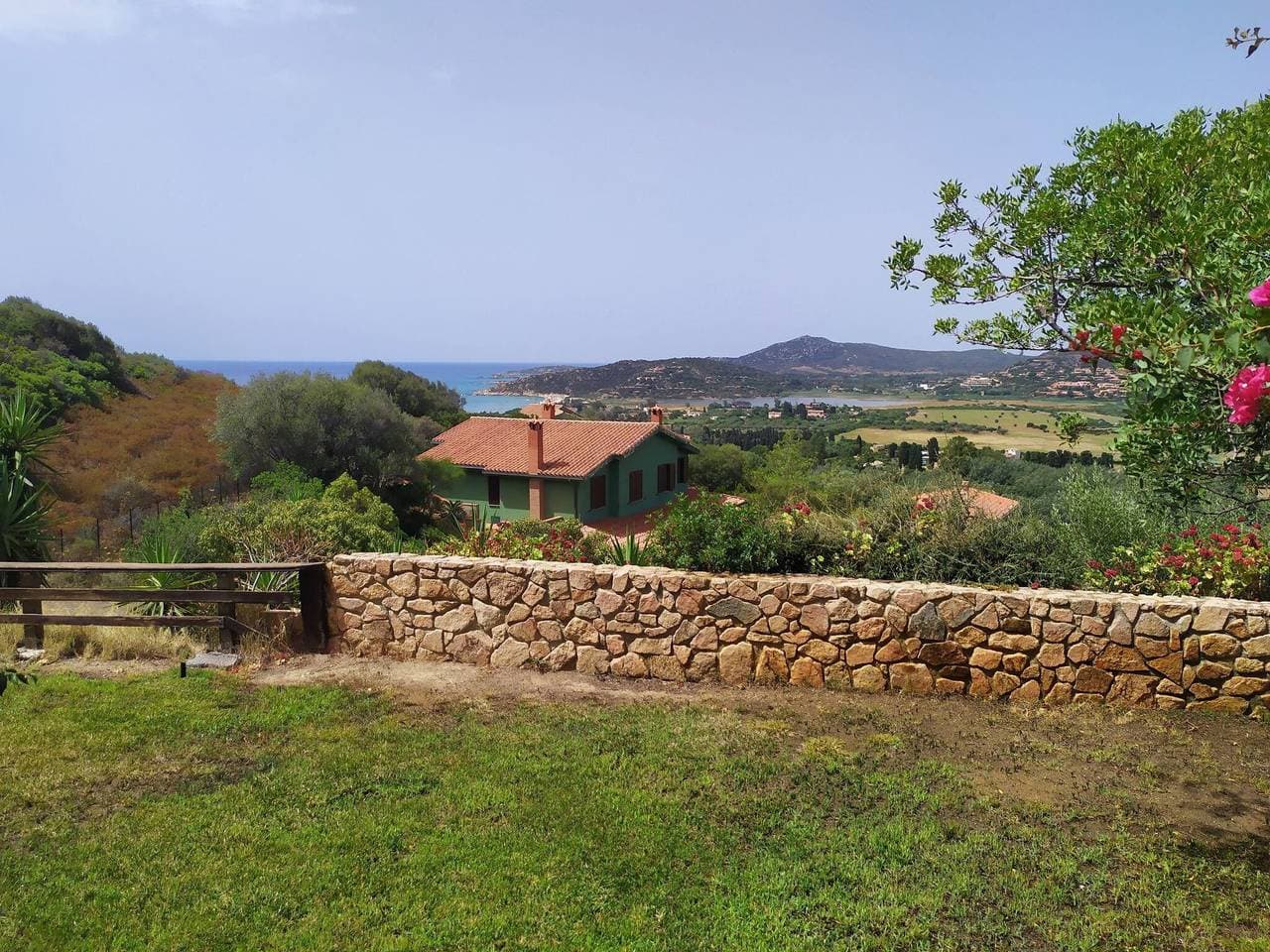 Foto 2 von 21: Unabhängige Panoramavilla