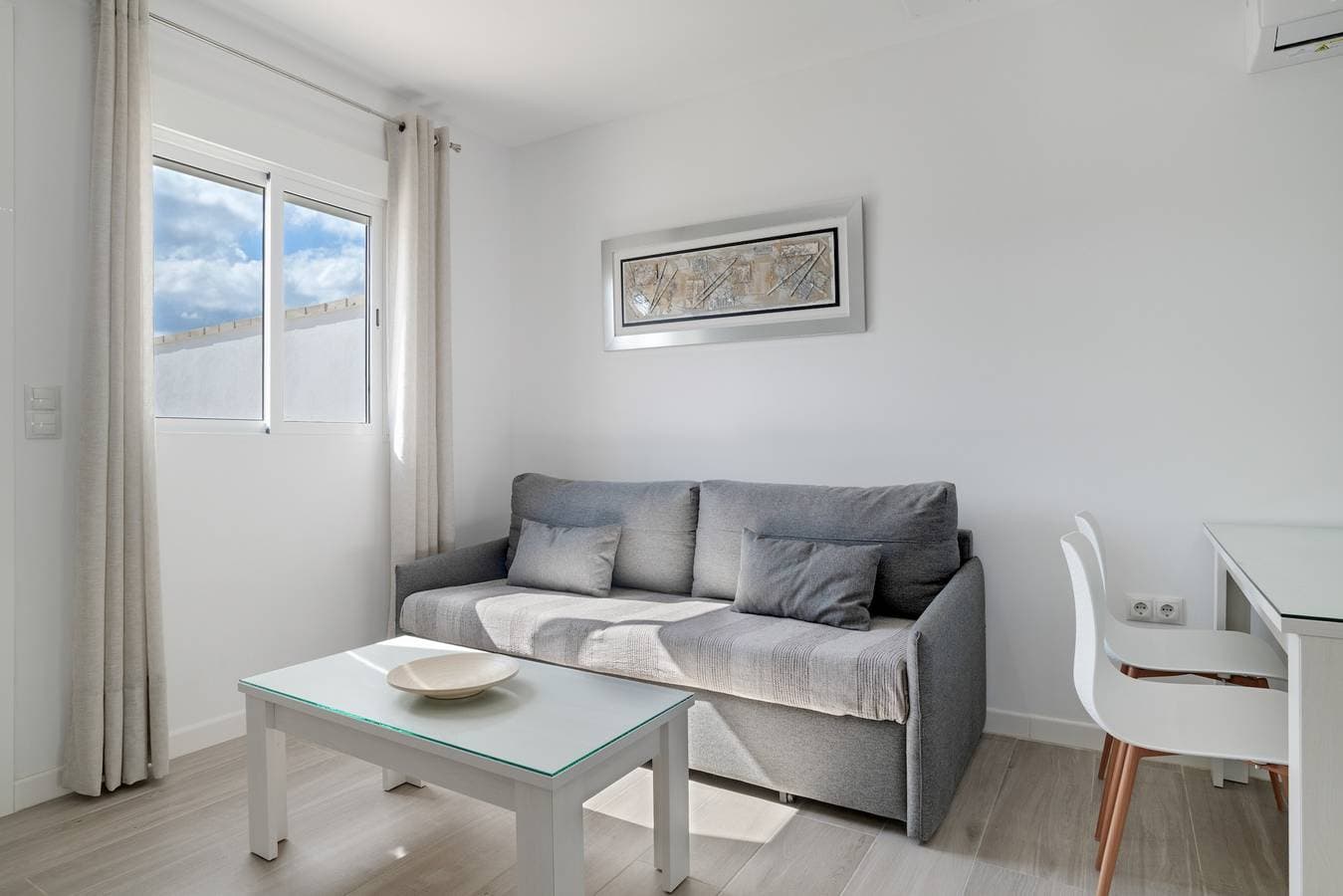 Foto 4 von 22: Ferienhaus 'Laruma' mit privatem Pool, privater Terrasse und WLAN