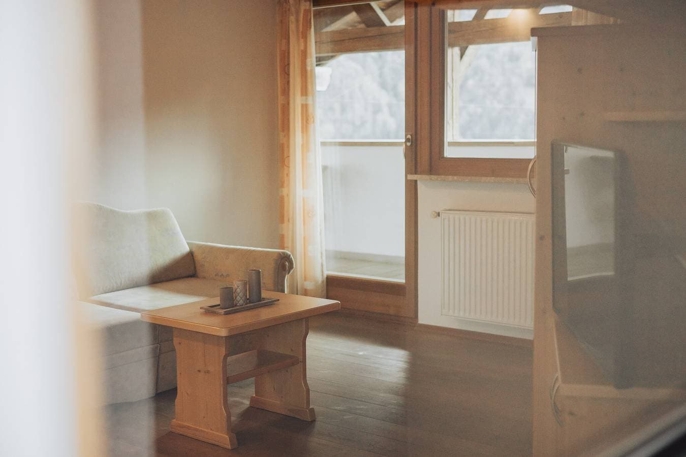 Foto 5 von 32: Ferienwohnung 'Oberegghof Hahnenkamm' mit Bergblick und WLAN