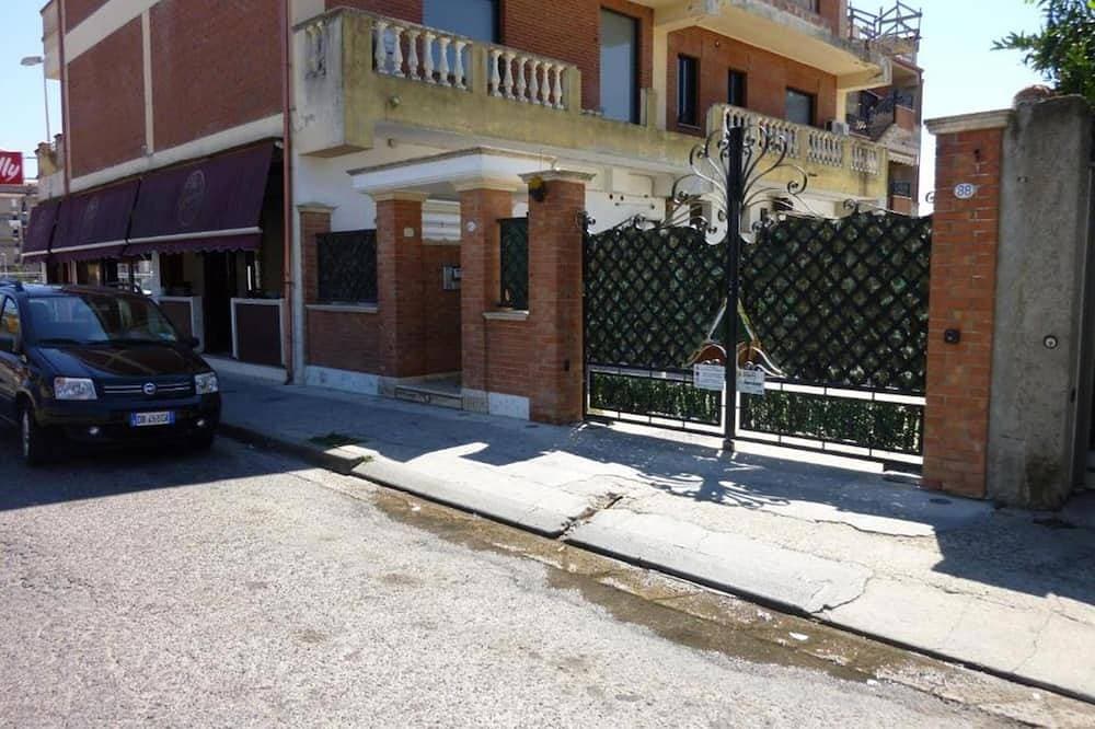 Foto 6 von 11: Daluef Alloggi – Loft 3: Funktionales Studio nahe Cagliari für 4 Gäste