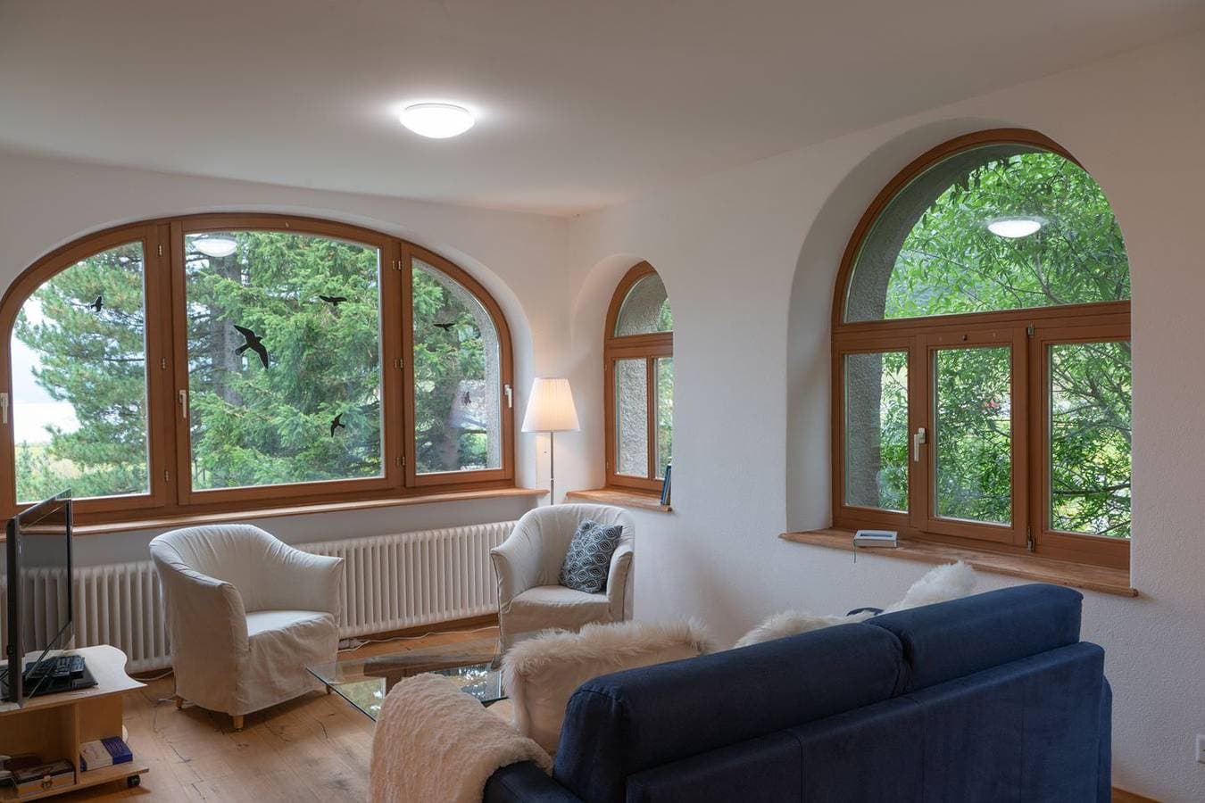 Chesa Clos – Wohnung mit Seeblick & grossem Garten 1