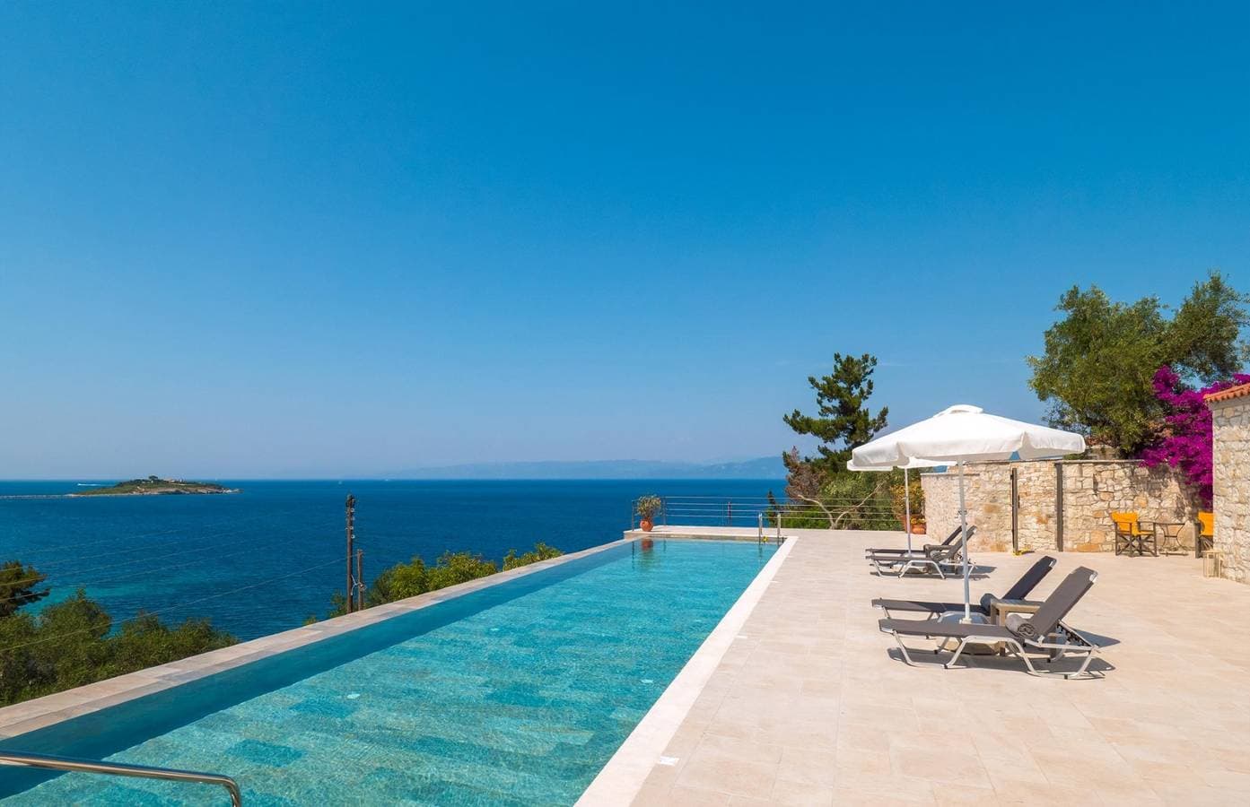 Villa 1