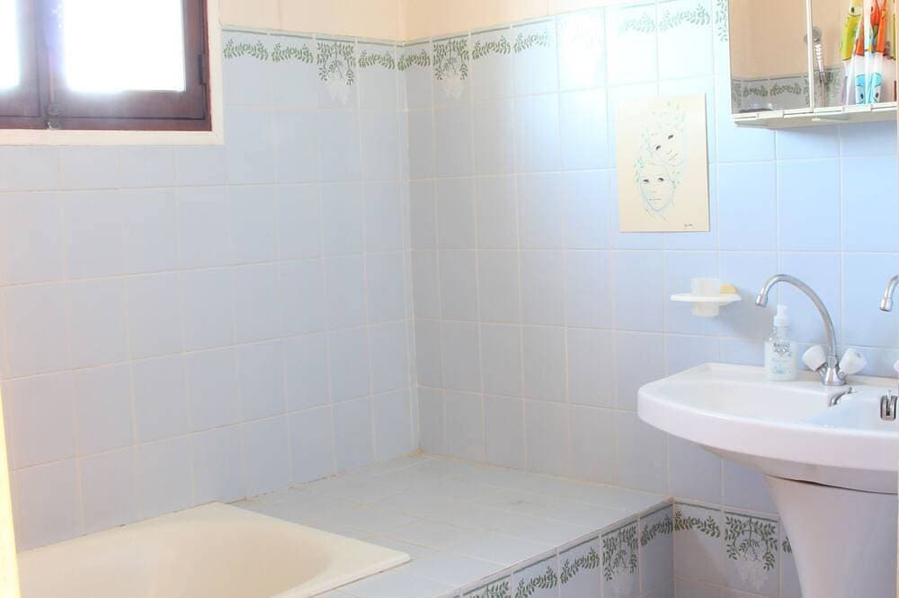 Foto 11 von 25: Schönes großes Einfamilienhaus mit Pool in der Ardèche