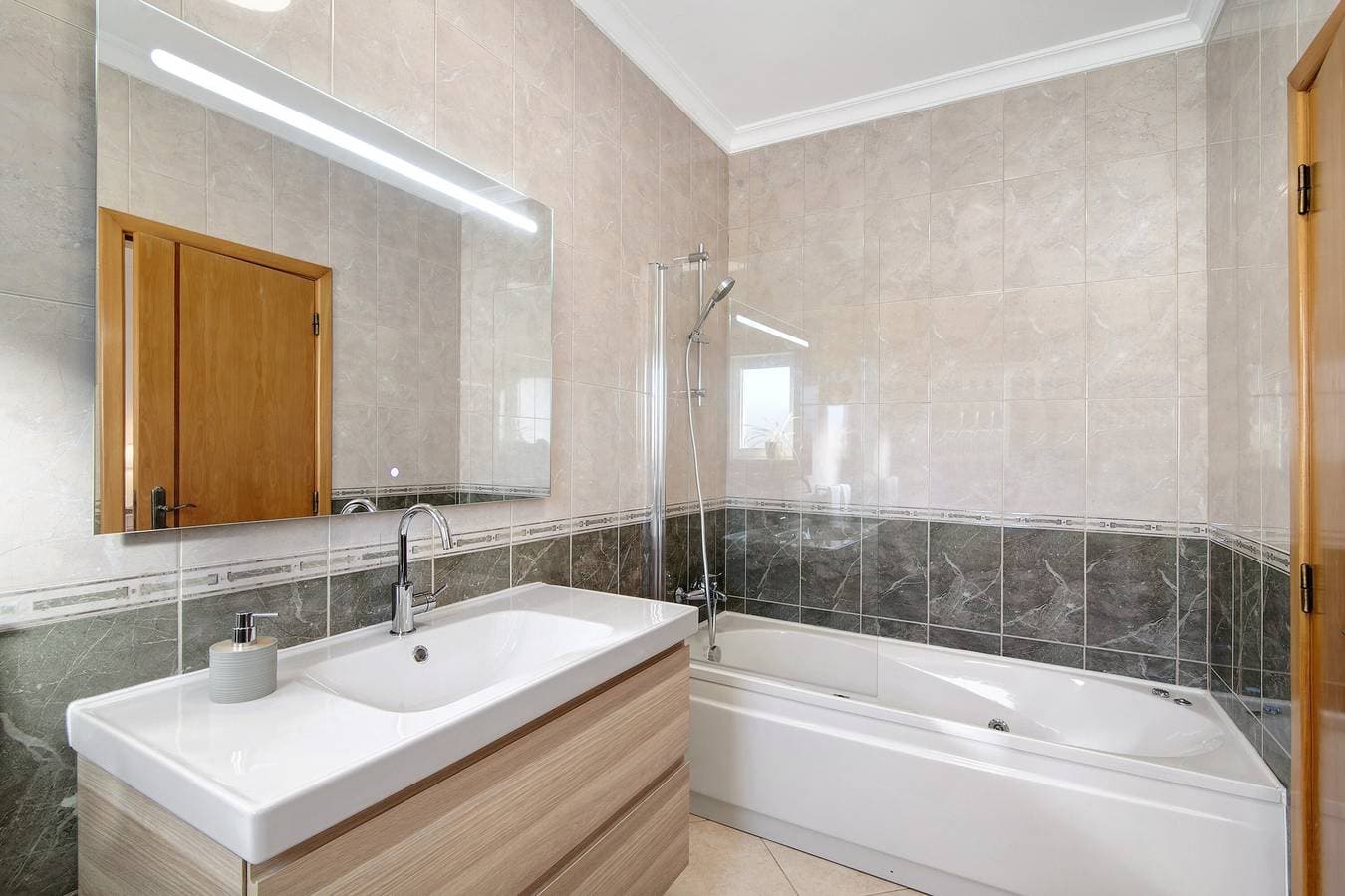 Foto 9 von 28: Villa 'Casa Mar-a-vila' mit privater Terrasse, WLAN und Klimaanlage