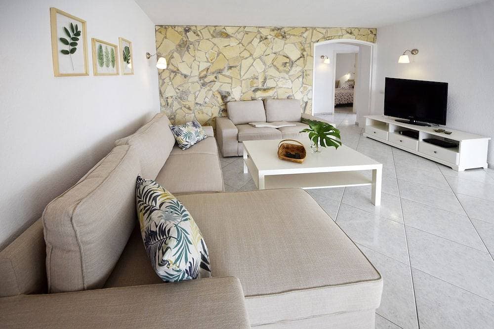 Foto 13 von 27: La Casita-sehr ruhige Lage mit herrlichem Meerblick und beheizbarem Pool