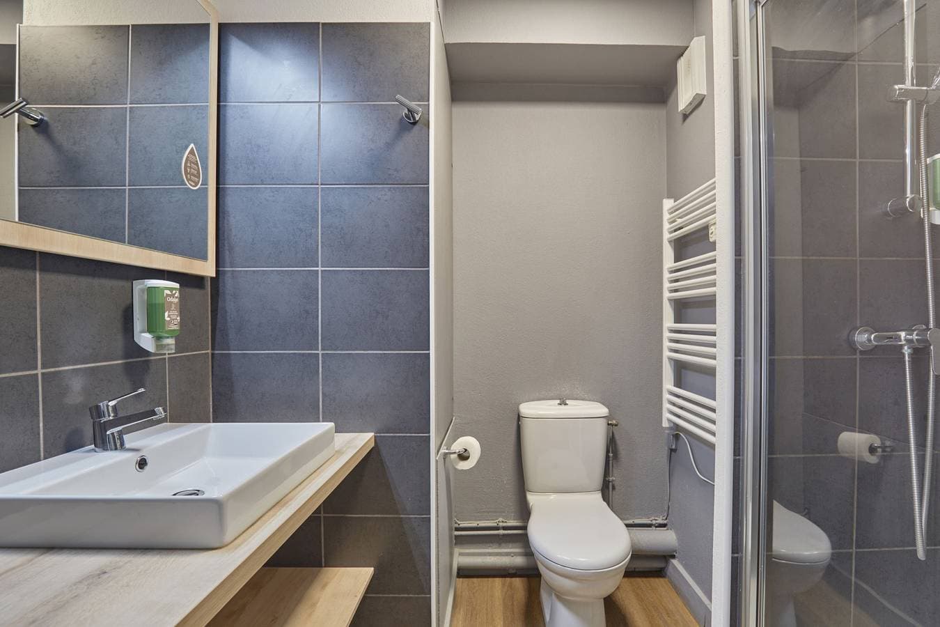 Foto 13 von 32: Hotel für 2 Personen mit Balkon