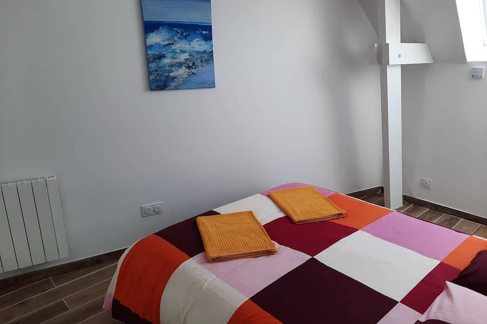 Foto 4 von 30: La Rose des Vents\" duplex apartment with sea view and Arromanches pontoons