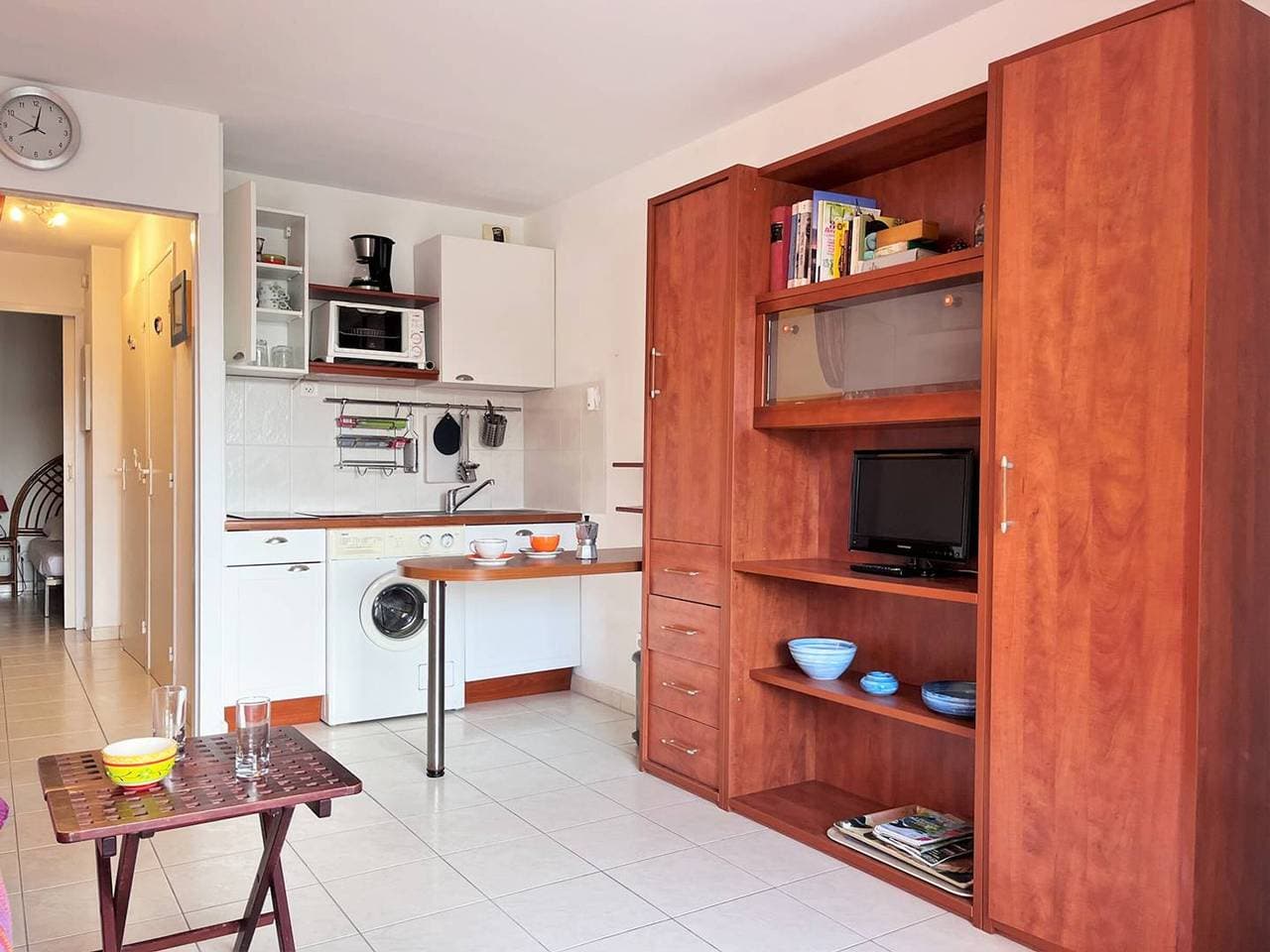 Foto 4 von 15: Gemütliche 2-Zimmer-Wohnung, 100m vom Strand, Terrasse, Parkplatz, 6 Schlafplätze - Le Lavandou