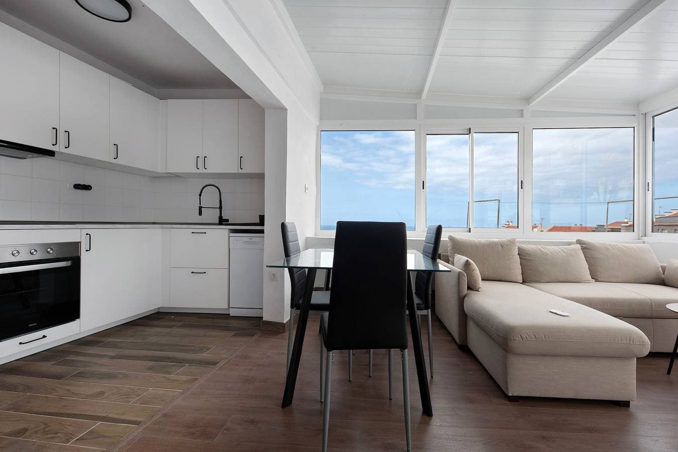 Foto 6 von 24: Ferienwohnung "Ático La Dehesa" mit Meerblick und privater Terrasse