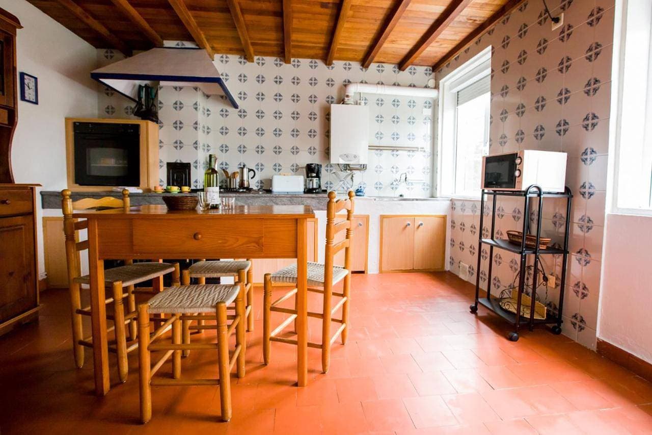 Foto 12 von 36: Three-Bedroom House