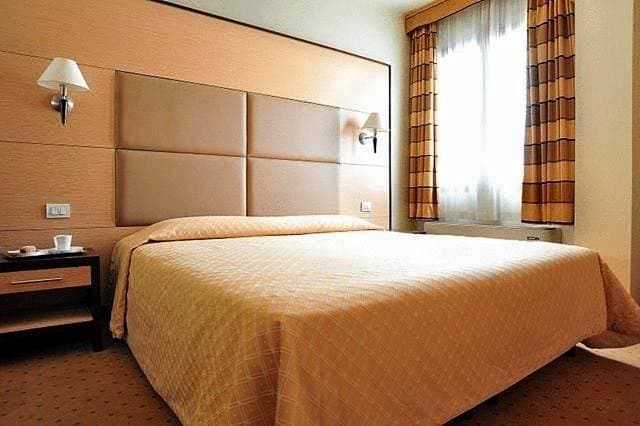 Foto 9 von 12: Double Room
